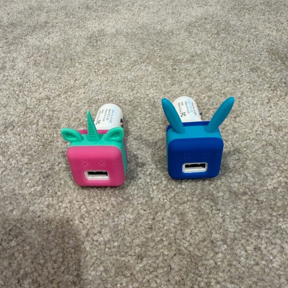 Cute Animal USB Car Charger — Pink & Blue